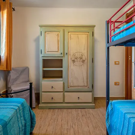 Apartment Green